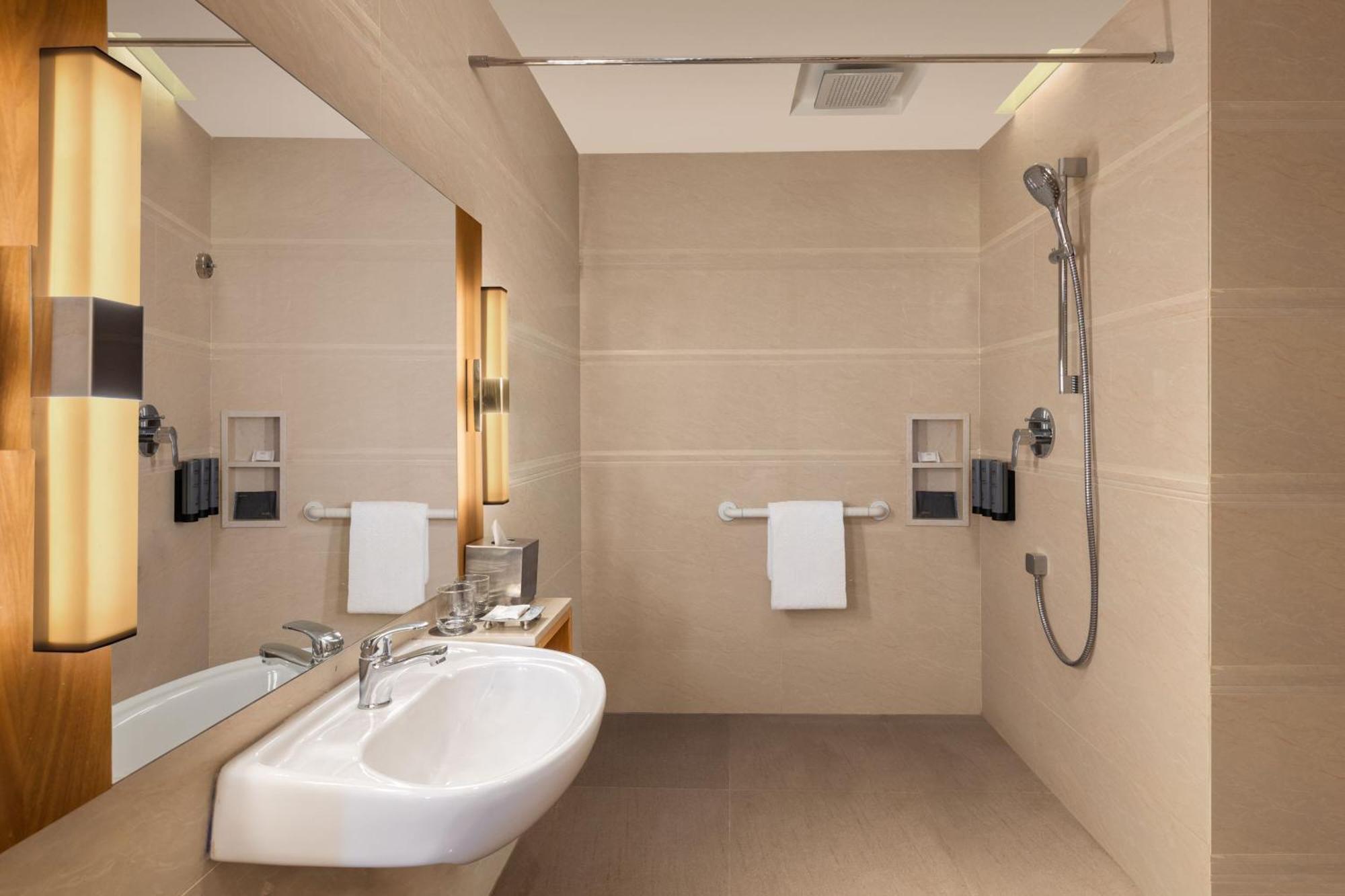 Courtyard By Marriott Tiruchirappalli المظهر الخارجي الصورة